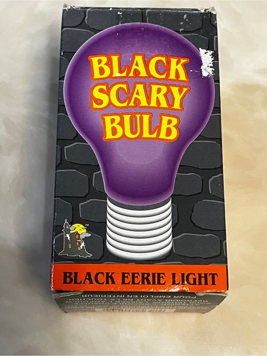 Source Unknown Other - ✨2/$15✨ Black Bulb - Black Eerie Light — Party Bulb